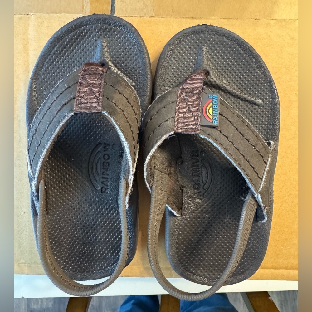 Toddler Rainbow Sandals Sierra Brown with strap size 5/6